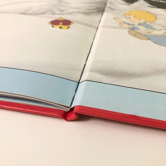 1991 Precious Moments Timmy’s Gift A Christmas Story by Samuel J Butcher Book - Picture 16 of 16